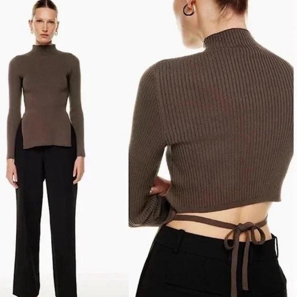 NWOT Aritiza sweater, never worn size XS